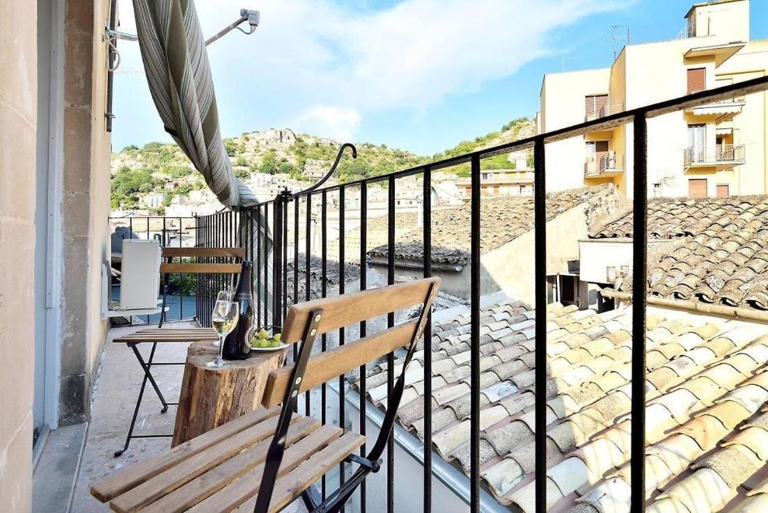 Misar-36 Hotel Modica Exterior photo